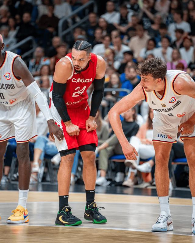 九游娱乐-水土不服！半数NBA球星建队的加拿大男篮是纸老虎？